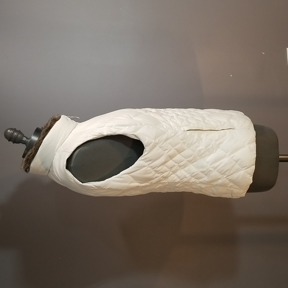 Eddie Bauer goose down womens vest size M winter white beautiful piece! - Picture 5 of 17